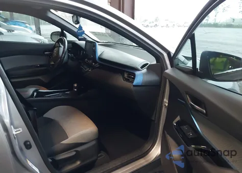 2019 Toyota C-Hr Xle z USA, uszkodzony, nr VIN NMTKHMBX9KR096535